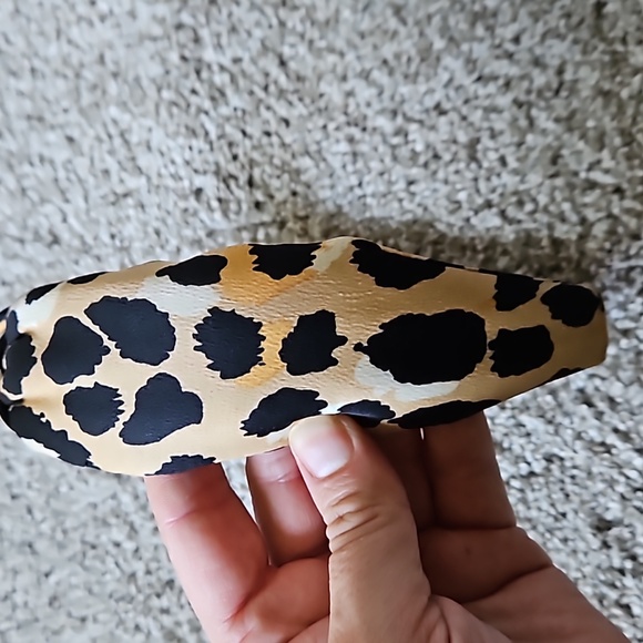 Lele Sadoughi Silk-Blend Leopard Print Knotted Headband - Picture 4 of 6